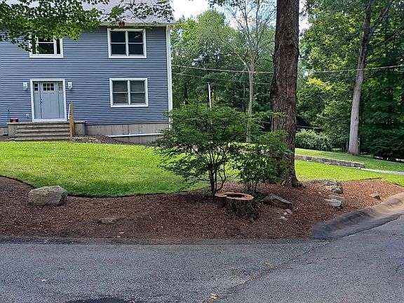 2nd image of 7 Tulip Road