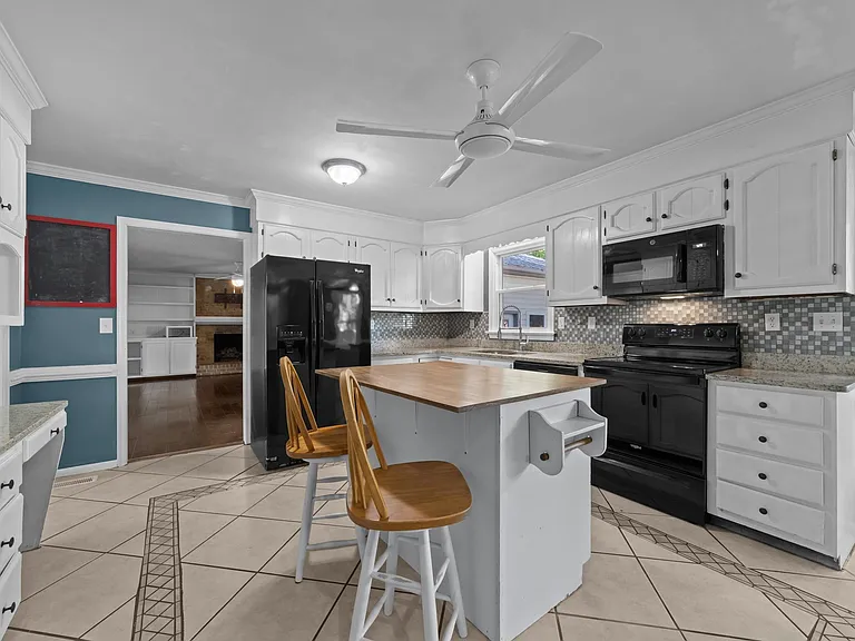 435 Currituck Dr — Photo 28