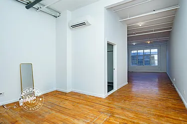 Rented by MySpaceNYC