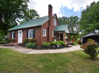 2325 Rome Jones Rd, Newton, NC 28658