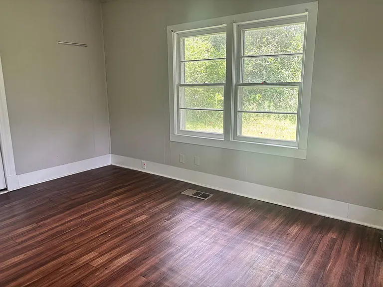 267 W Leavell Woods Dr — Photo 8