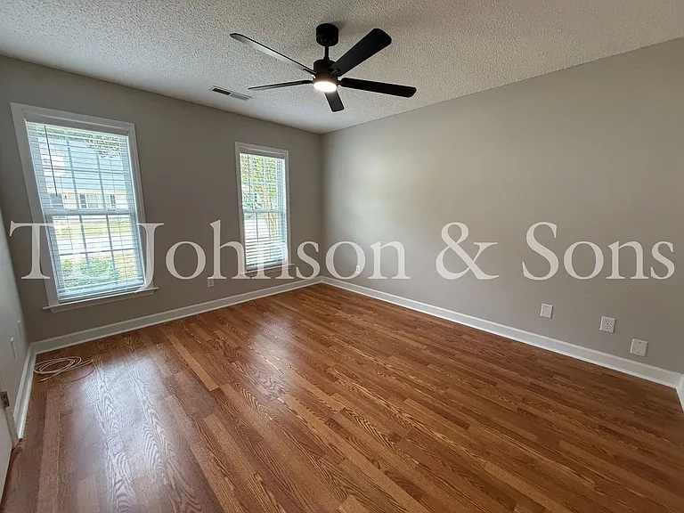 1878 Camden Forest Dr — Photo 19
