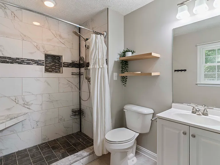 12418 Red Rock Ct — Photo 17