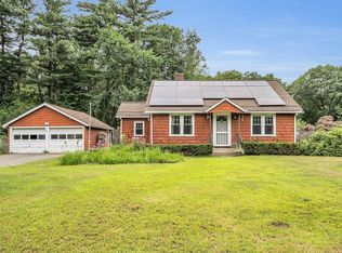 61 Whalom Rd, Lunenburg, MA 01462