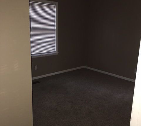 4th image of 532 26th Ave NW