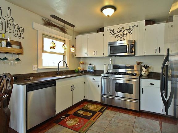 5th image of 2117 Rosewyn Ln