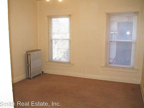 2nd image of 1553 Steele St APT 4B