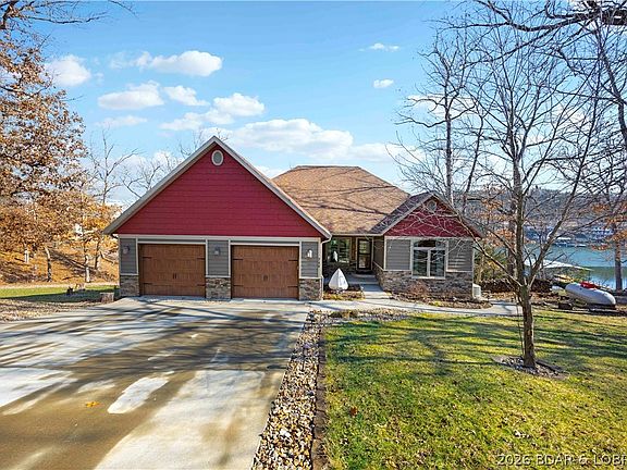 2nd image of 788 Pleasant Valley Dr