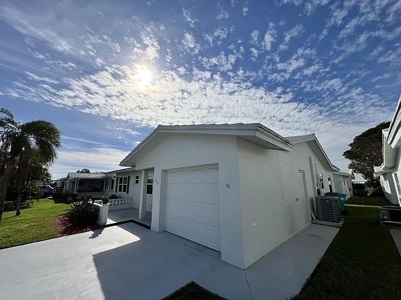 4th image of 717 SW 16th Street
