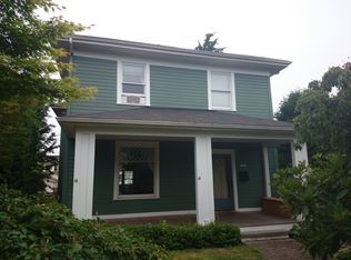 1721 44th Ave SW, Seattle, WA 98116