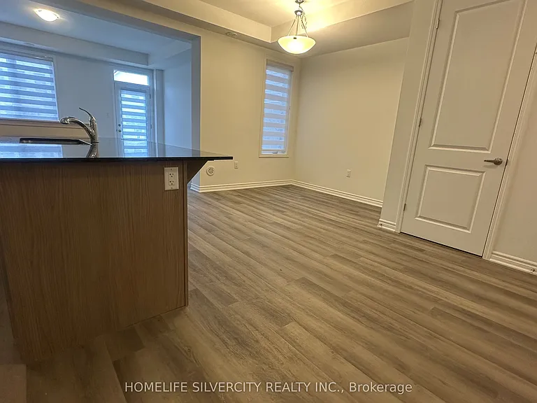 58 Melmar St S — Photo 8