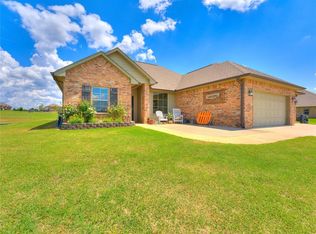 7500 Hawk Ln, Guthrie, OK 73044