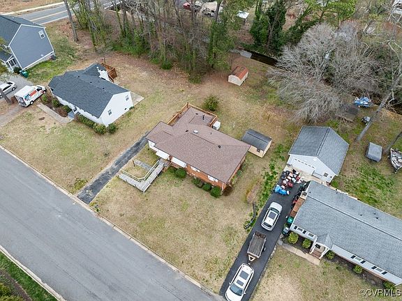 3rd image of 2803 Lawland Dr