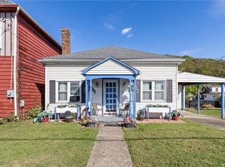 810 2nd Ave, New Cumberland, WV
