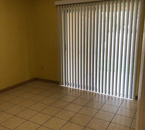 4th image of 1814 Crystal Grove Dr