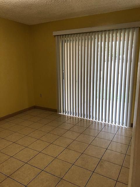1st image of 1814 Crystal Grove Dr #1