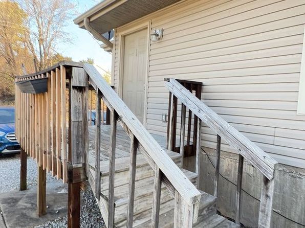 857 Broadway APT 1
