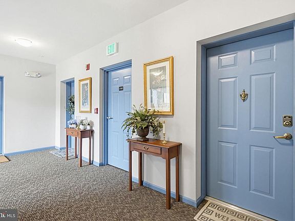 4th image of 403 Plumbridge Ct Unit 303
