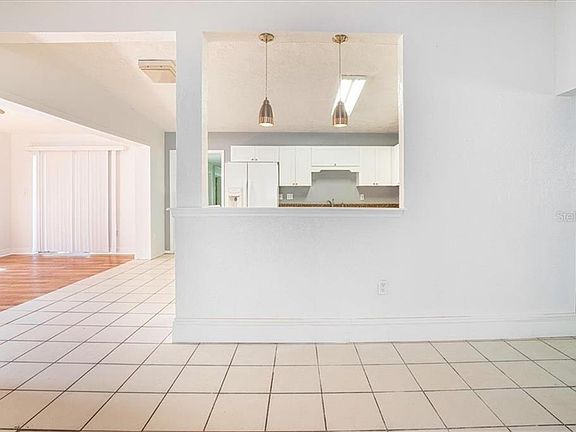 4th image of 400 Briggs Ave