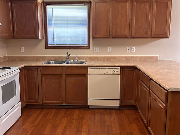 4th image of 4359 W Meadowmere St