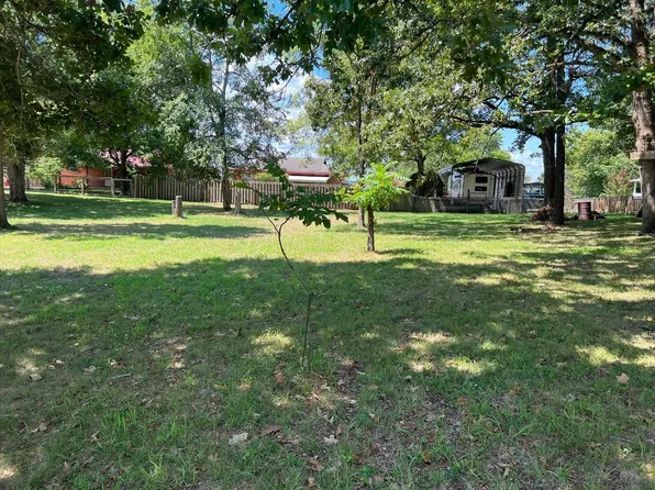 722 N Diamond Blvd, Lead Hill, AR 72644