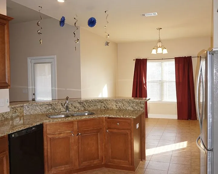 307 Windmill Way — Photo 5