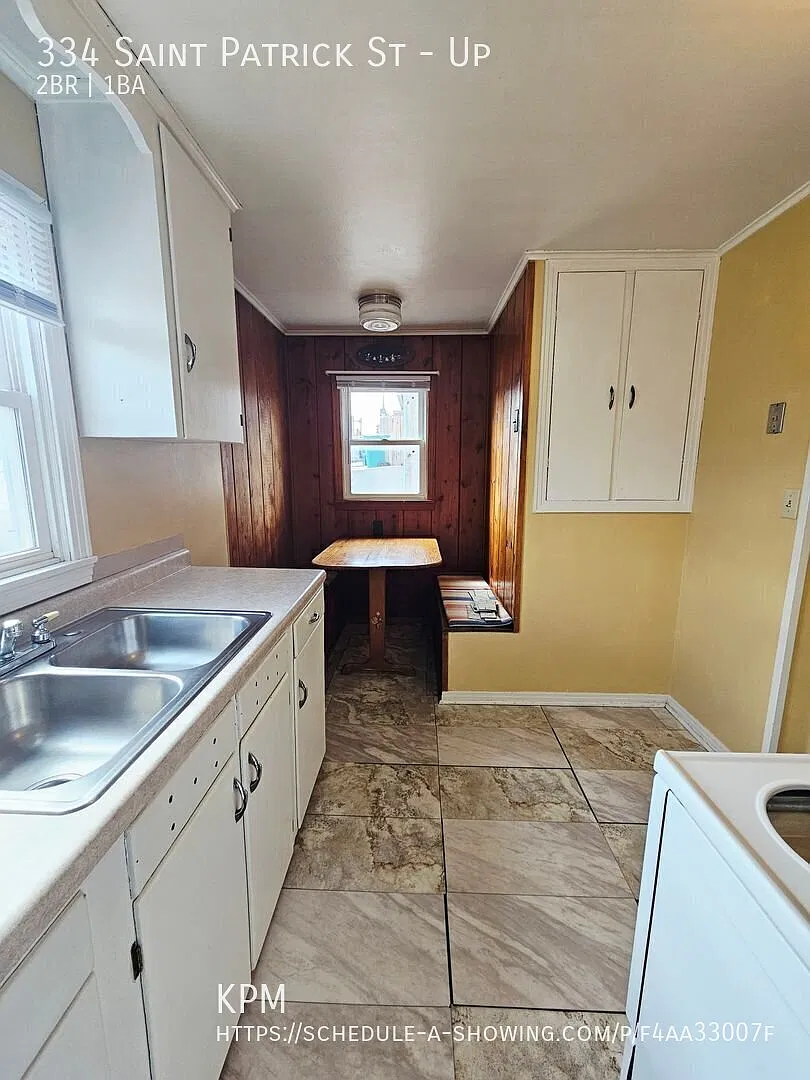 2 Bed | 1 Bath | Upper-Level Duplex | Utilities Included — Photo 4