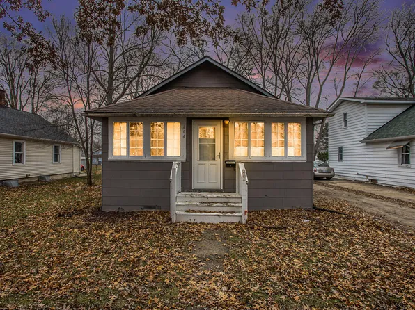 404 Susan Ave, Sturgis, MI 49091