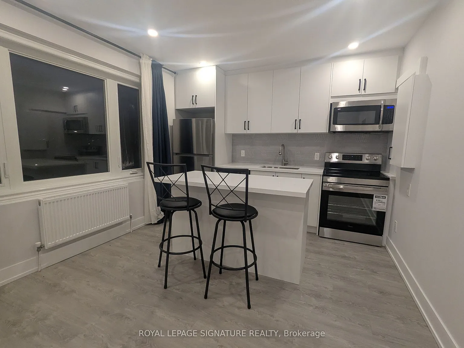 3 bed, $2,500 — Photo 2