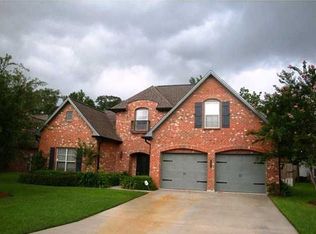 12157 Canterbury Park Dr, Geismar, LA 70734