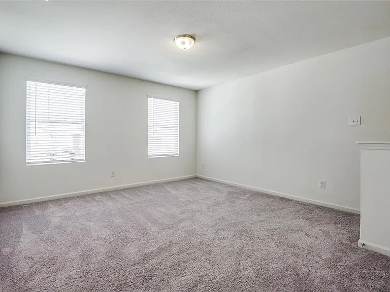 613 Delaware Ave — Photo 17