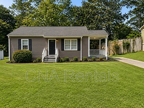 1922 Clearwater Dr SE Photo 1
