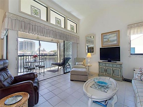 3rd image of 565 Beachwalk Cir APT 201