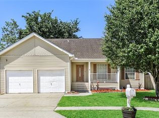 222 Madewood Dr, Destrehan, LA 70047