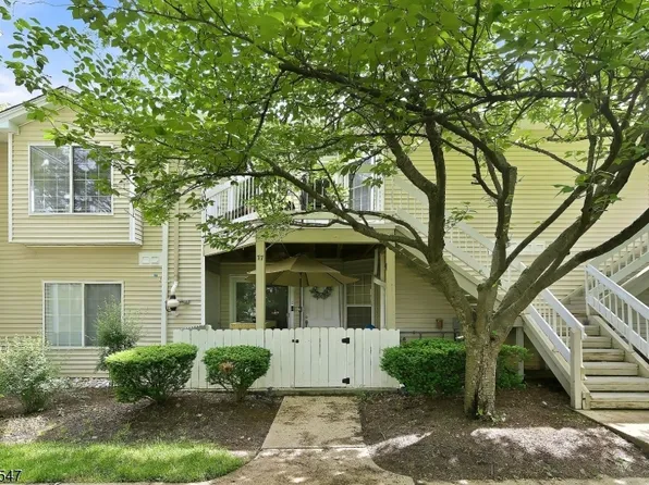 78 Sage Ct, Bedminster Twp., NJ 07921