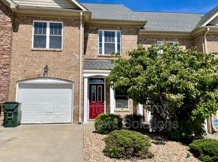 38 Enchanted View Cir, Fishersville, VA 22939