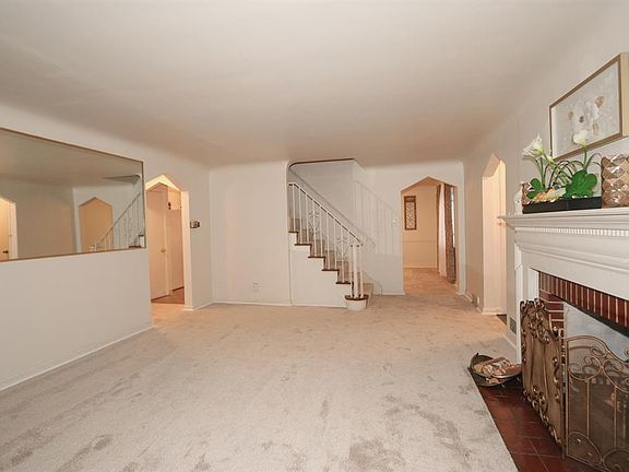 5th image of 1117 Lois Dr
