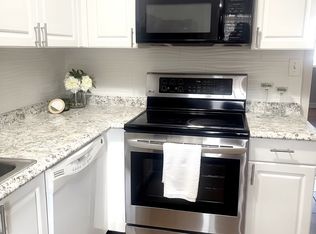 324 Oak Rose Ln #2, Tampa, FL 33612