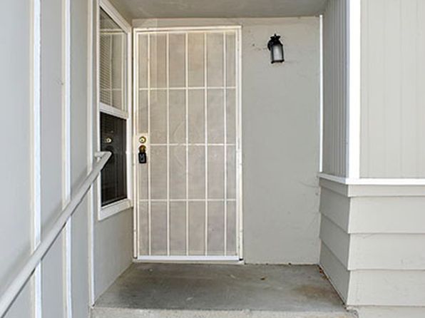 224 Dwight Way