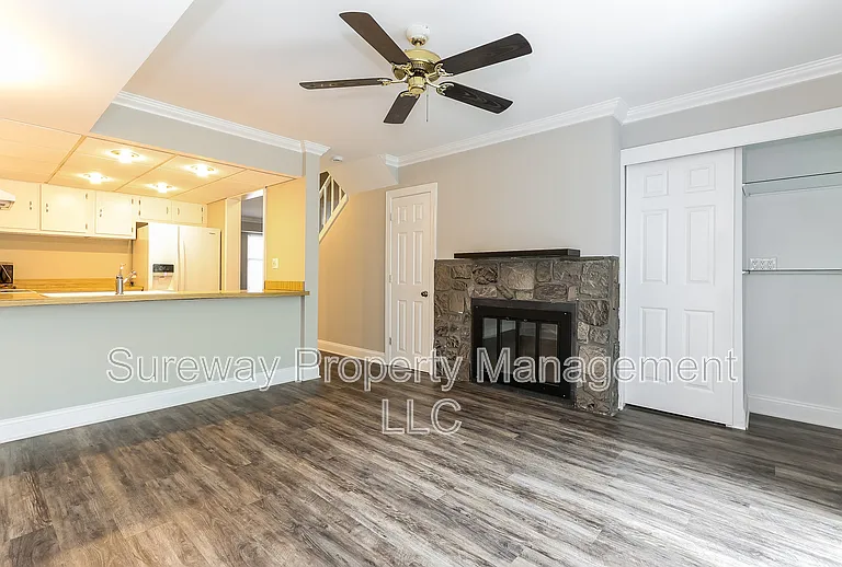 1810 Pennland Ct — Photo 7