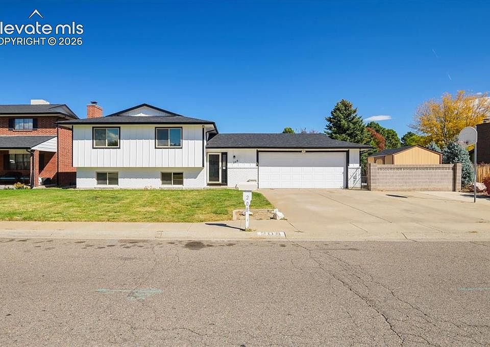 1st image of 208 Starlite Dr