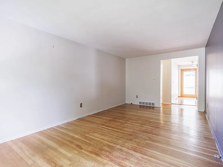 43 Keating Dr — Photo 7