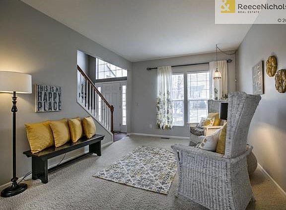 Lots of living space in this home!