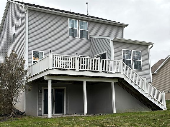 2nd image of 755 Rookery Way
