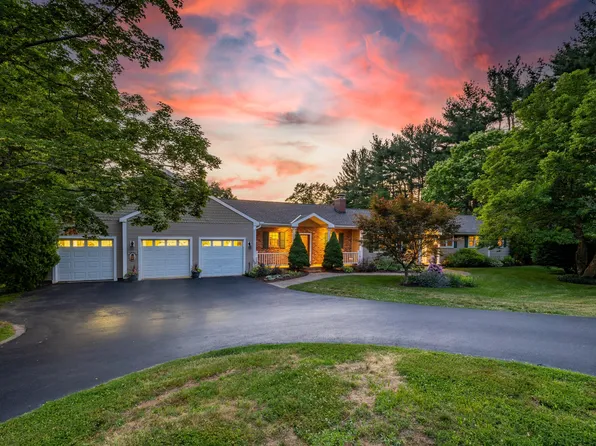 5 Washington Ridge Road, East Granby, CT 06026