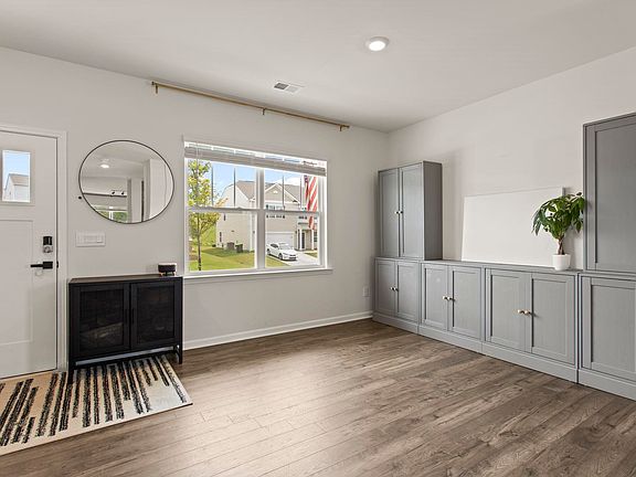 4th image of 1046 Elmswell Ln