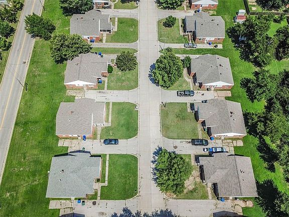 4th image of 1001 Arkansas St
