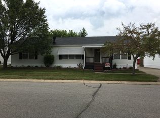 1005 Channel Dr, Cicero, IN 46034