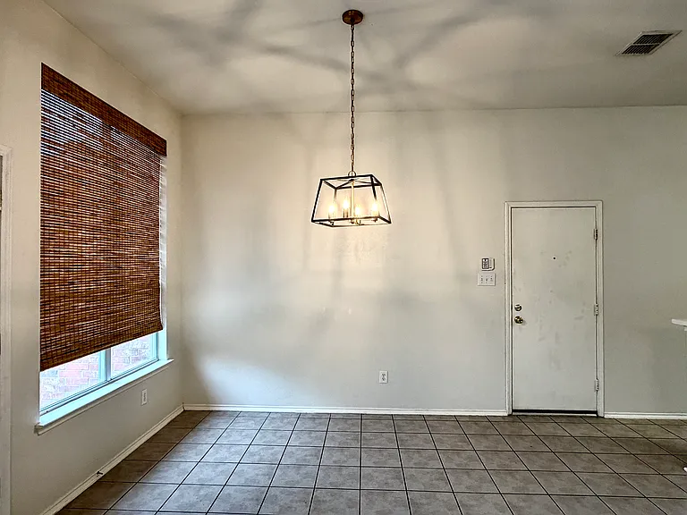 5809 Pine Meadow Ln — Photo 11