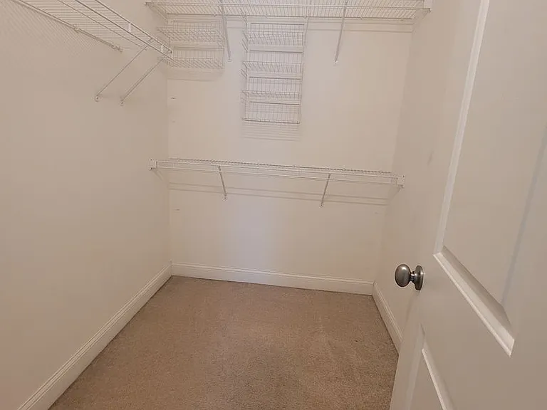 1131 Shellbank Ln — Photo 10